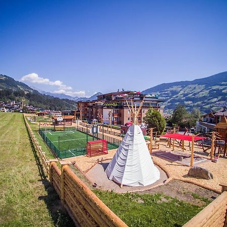 Alpina Zillertal . Family Lifestyle Kinderhotel Fugen Bagian luar foto