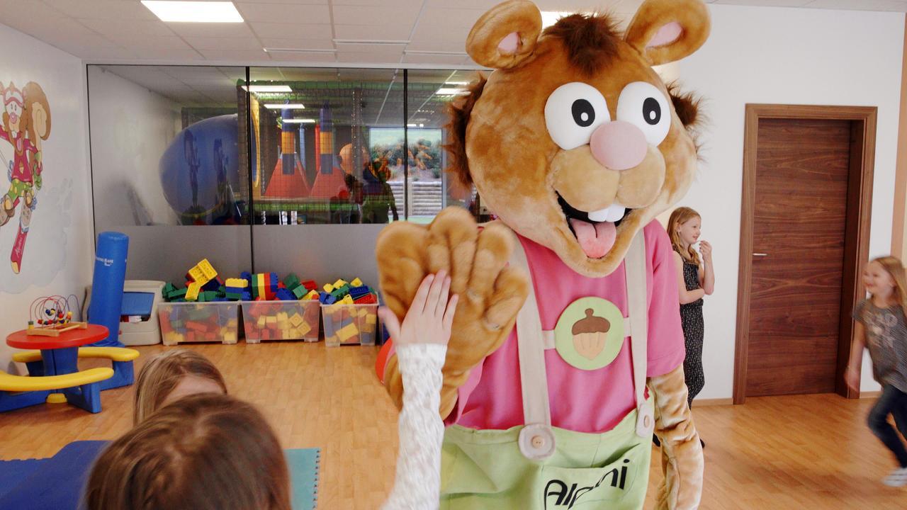 Alpina Zillertal . Family Lifestyle Kinderhotel Fugen Bagian luar foto